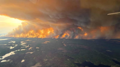 Peste 160 de incendii de vegetație în Canada. Fumul periculos amenință și SUA. „Este un moment de îngrijorare” VIDEO