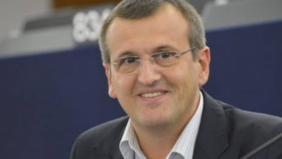 Politologul Cristian Preda, atac la "rocada premierilor", propusă de Grindeanu. "Rotativa guvernamentală, cea mai proastă dintre ideile zămislite de mintea lui Iohannis".