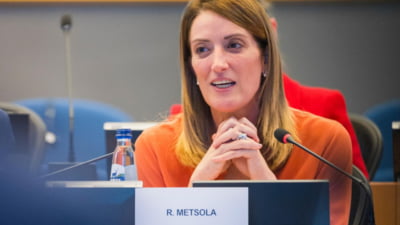 Președinta Parlamentului European a vorbit cu Nicușor Dan și anunță că vine la București săptămâna asta. „Poporul României poate conta pe Europa”