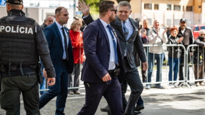 Premierul slovac s-a întors la locul unde a fost împușcat. Robert Fico dă vina pe presă și opoziție. „La un milimetru de o tragedie” FOTO/VIDEO