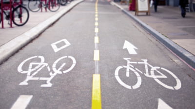 Primăria București are în plan 500 de kilometri de piste de biciclete în următorii 10 ani. „Bucureștiul trebuie să devină un oraș al oamenilor, nu al mașinilor”