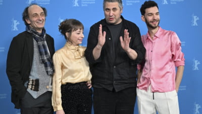Regizorul Radu Jude și politologul Andrei Țăranu, printre personalitățile culturale și universitare care avertizează PSD: "Nu fiți complicii extremei-dreapta"
