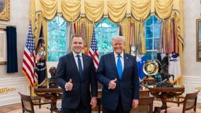 Revoltă în Polonia și acuzații de „ingerințe străine”, după ce candidatul naționalist la președinția țării s-a întâlnit cu Donald Trump