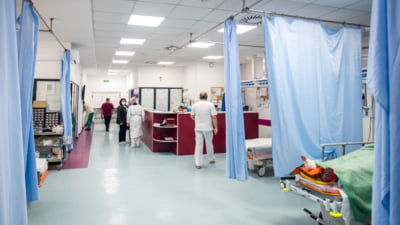 Scandal la Spitalul Municipal Timișoara. Acuzații de concedieri ilegale și cereri de demisie pentru conducerea instituției. ”Să nu se mai fure în aceste spitale”