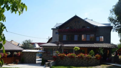 Situație șocantă într-un centru pentru adulţi cu dizabilităţi. Oamenii lui Piedone au dat amenzi și au închis blocul alimentar: ”Se prestează un serviciu care poate afecta viaţa"