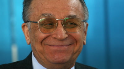 Starea de sănătate a fostului președinte Ion Iliescu este stabilă. Anunțul făcut de Serviciul Român de Informații