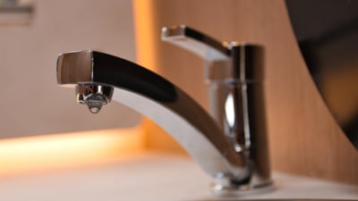 Sute de blocuri din Capitală rămân fără apă caldă. Care sunt sectoarele afectate