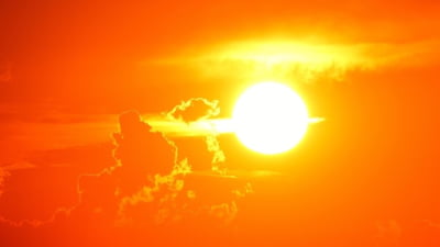 Temperatură record în 2025. Țara în care termometrele au înregistrat 49 de grade. Doi oameni au murit deja din cauza caniculei