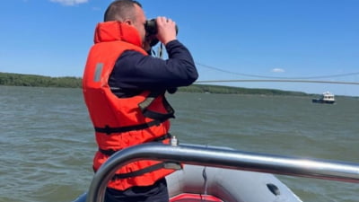 Trei nave s-au ciocnit pe Dunăre, în județul Dolj. O persoană a fost salvată, alte două sunt căutate