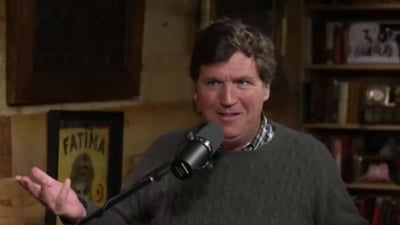 Tucker Carlson se întoarce împotriva lui Donald Trump. Îl acuză de complicitate în atacurile asupra Iranului. „SUA, în centrul unui posibil război total”