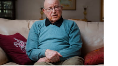 Un bărbat de 101 ani spune că secretul longevității sale este să nu se poarte ca un om de vârsta lui. „Atitudinea mea este «Nu-l lăsa pe bătrânul acela să intre»”