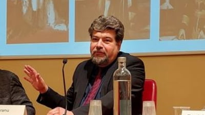 Un politolog prevede viitorul PSD, care va încerca să fie și la putere și în opoziție, în același timp: "Trebuie să găsească o formulă de supravieţuire". Cine fură votanții PSD