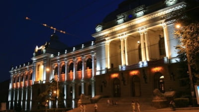 Un profesor este acuzat că hărțuiește studentele. Le întreabă despre lenjeria lor intimă și le trimite mesaje noaptea. "O situaţie nefericită", răspunde Universitatea din Iași