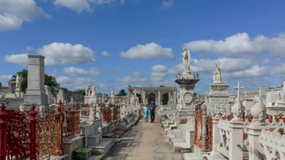 Un român a furat statui din cimitirele din toată Germania. Prejudiciul se ridică la 600.000 de euro