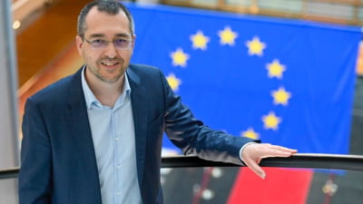 Vlad Voiculescu, despre fotografiile publicate de Elena Lasconi: „Sună a e-mail de la prințul nigerian. Beneficiarul real pare a fi Crin Antonescu”