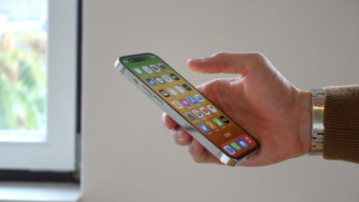 YouTube renunță la iPhone-urile și iPad-urile mai vechi. Ce dispozitive sunt afectate și ce poți face
